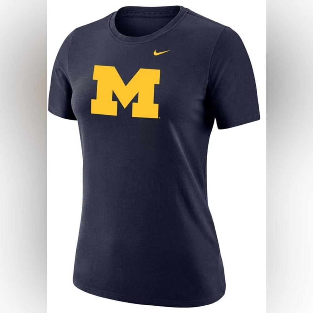 👉🏼LIKE NEW👈🏼 NIKE MICHIGAN WOLVERINES WOMENS BLUE LOGO CORE SHORT SLEEVE T-SHIRT